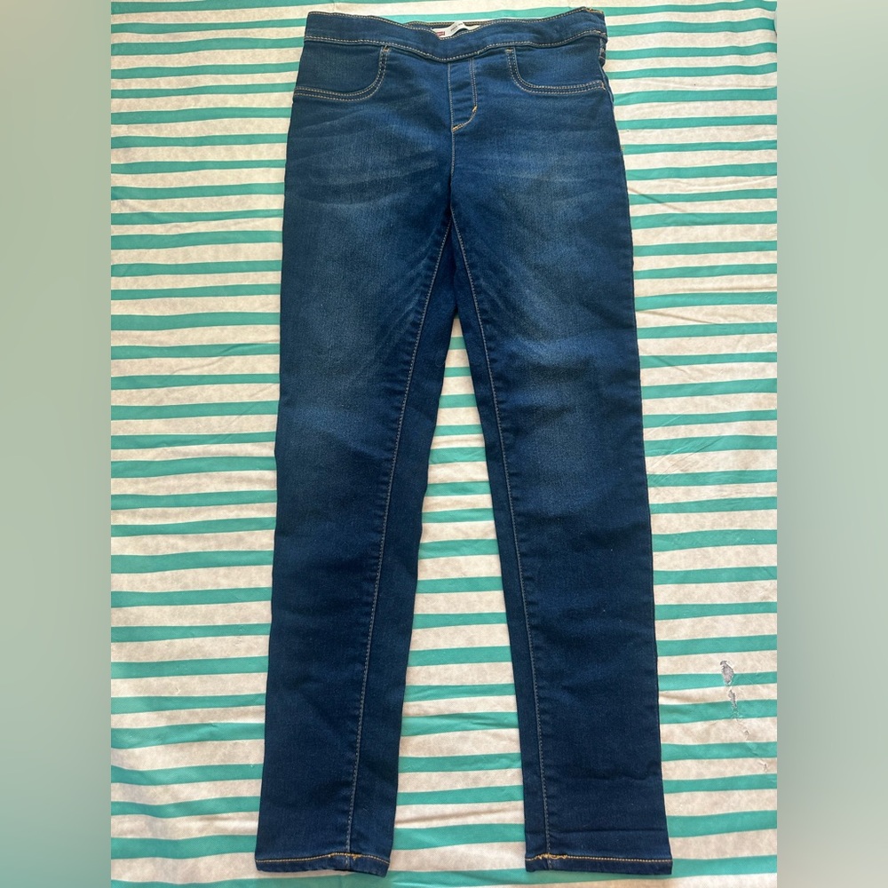 Girls Levi’s Jeggings sz 12 skinny fit dark wash w/ adjustable waist and pockets